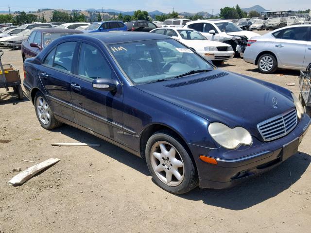 WDBRF61J62F269019 - 2002 MERCEDES-BENZ C 240 BLUE photo 1