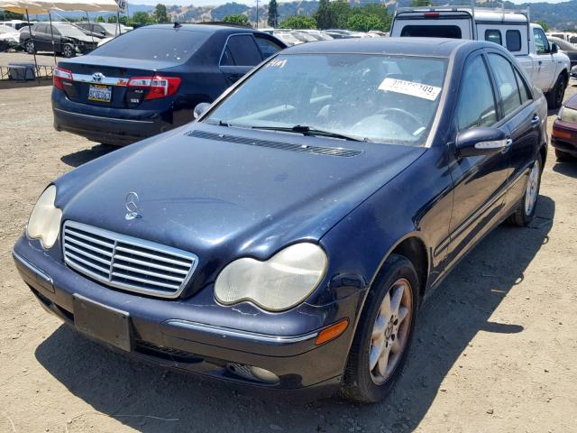 WDBRF61J62F269019 - 2002 MERCEDES-BENZ C 240 BLUE photo 2