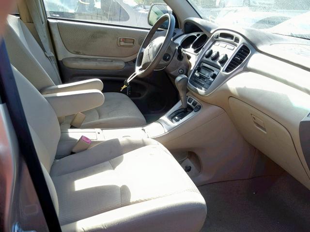 JTEHD21A450037033 - 2005 TOYOTA HIGHLANDER BEIGE photo 5