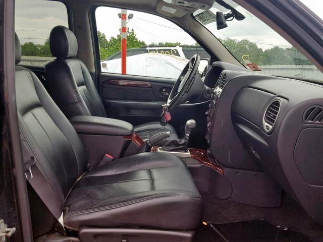 1GKDT13S662341352 - 2006 GMC ENVOY BLACK photo 5