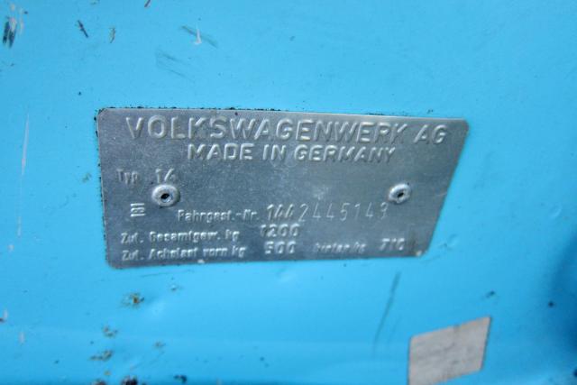 1442445143 - 1974 VOLKSWAGEN KARMANN GH BLUE photo 9