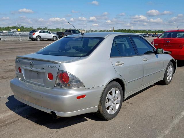 JTHBD192220046650 - 2002 LEXUS IS 300 SILVER photo 4