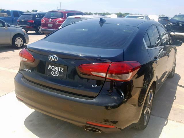 3KPFL4A85HE118948 - 2017 KIA FORTE EX BLACK photo 4