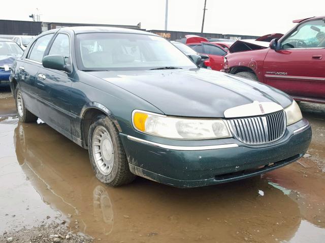 1LNHM81W61Y672510 - 2001 LINCOLN TOWN CAR E GREEN photo 1