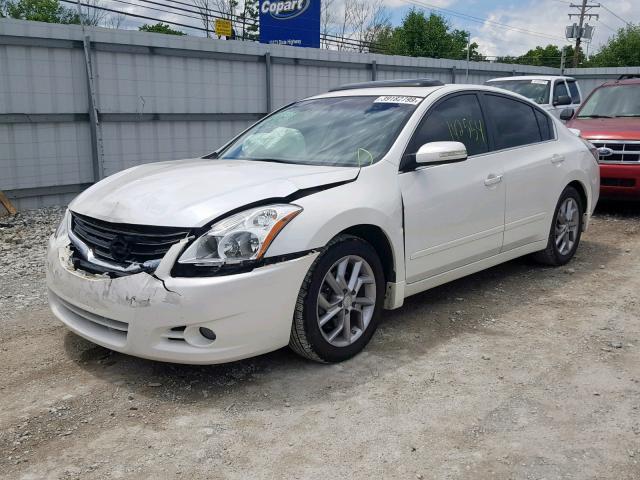 1N4BL2AP2AN451528 - 2010 NISSAN ALTIMA SR WHITE photo 2