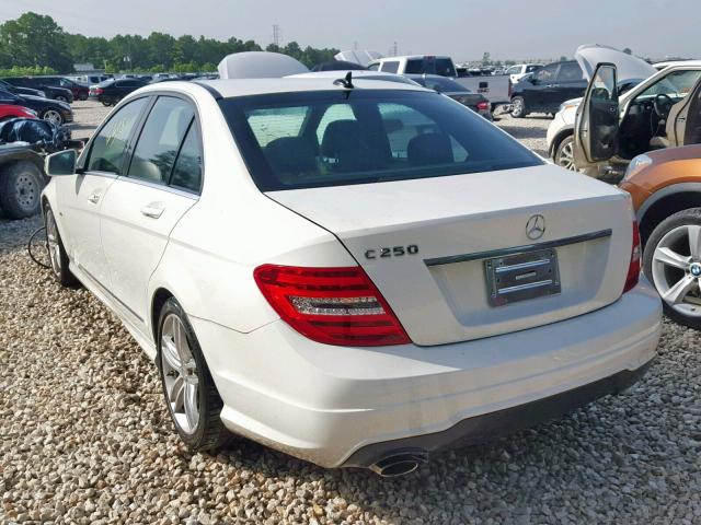 WDDGF4HB0CA634746 - 2012 MERCEDES-BENZ C 250 WHITE photo 3