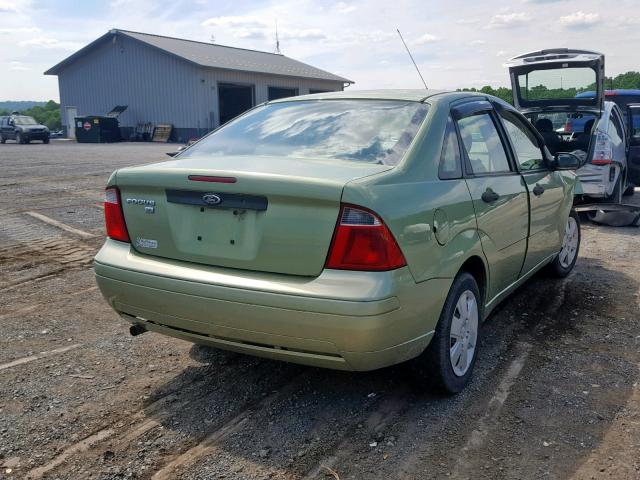 1FAHP34N97W362802 - 2007 FORD FOCUS ZX4 GREEN photo 4