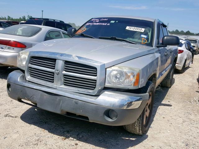 1D7HW48N55S363694 - 2005 DODGE DAKOTA QUA GRAY photo 2