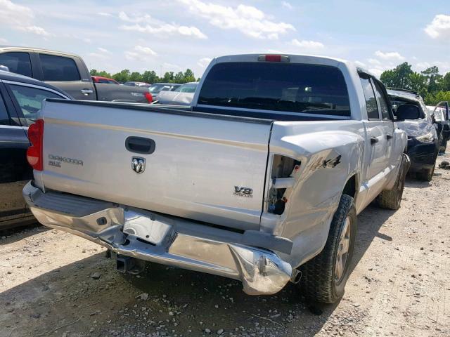 1D7HW48N55S363694 - 2005 DODGE DAKOTA QUA GRAY photo 4