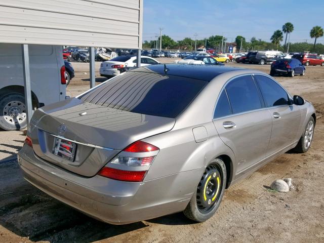 WDDNG71XX7A070461 - 2007 MERCEDES-BENZ S 550 GRAY photo 4