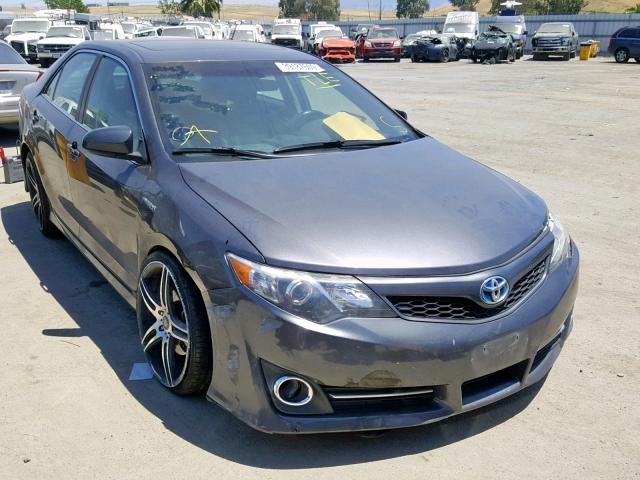 4T1BD1FK3EU136727 - 2014 TOYOTA CAMRY HYBR GRAY photo 1