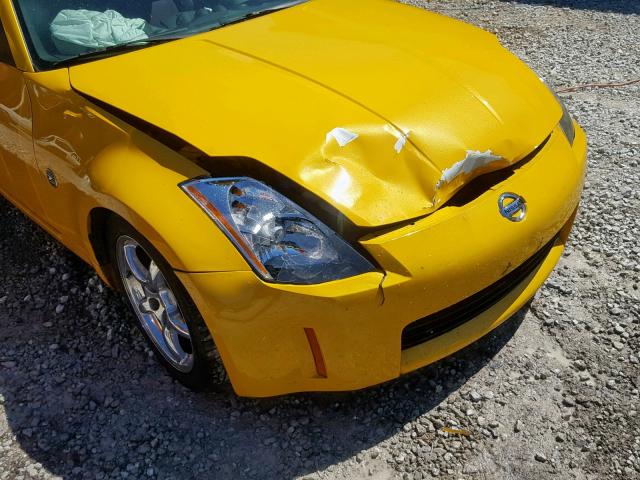 JN1AZ34D15M600151 - 2005 NISSAN 350Z COUPE YELLOW photo 9