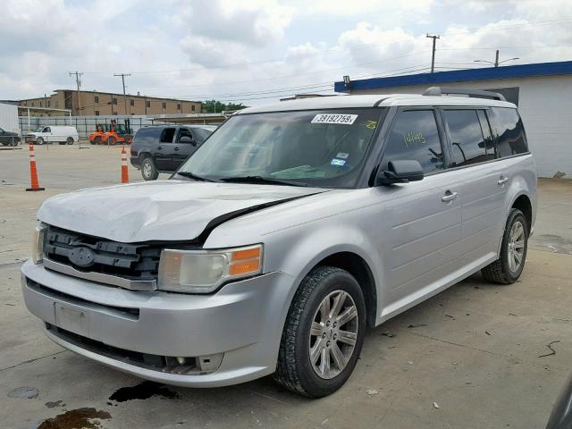 2FMGK5BC2BBD24979 - 2011 FORD FLEX SE SILVER photo 2