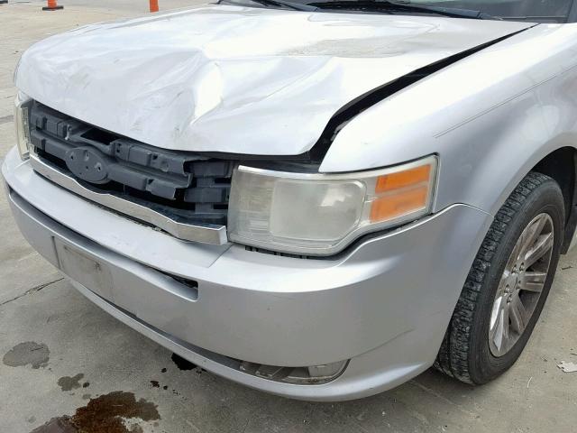 2FMGK5BC2BBD24979 - 2011 FORD FLEX SE SILVER photo 9