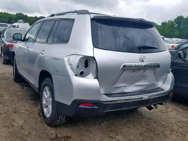 5TDBK3EH9CS136728 - 2012 TOYOTA HIGHLANDER SILVER photo 3