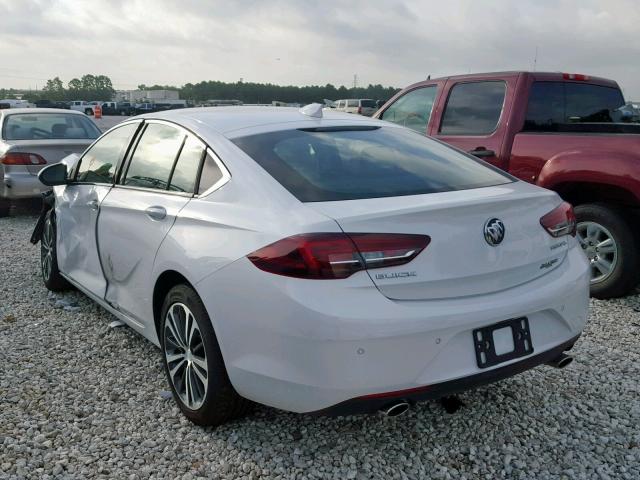 W04GP6SX6J1111214 - 2018 BUICK REGAL ESSE WHITE photo 3