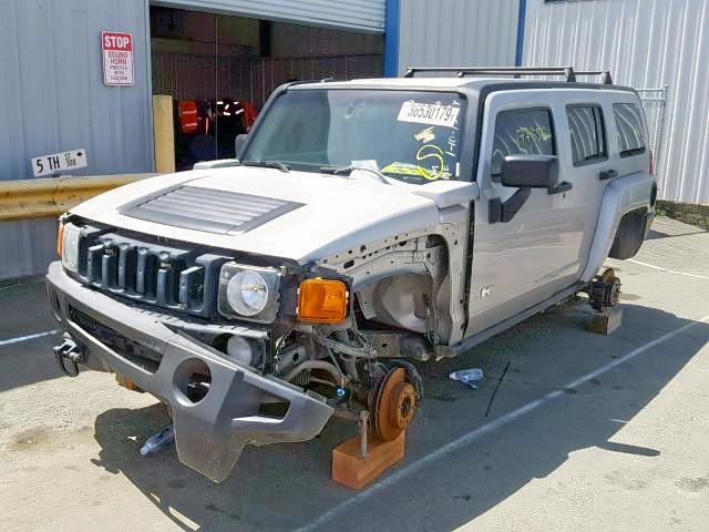 5GTDN136268197443 - 2006 HUMMER H3 GRAY photo 2