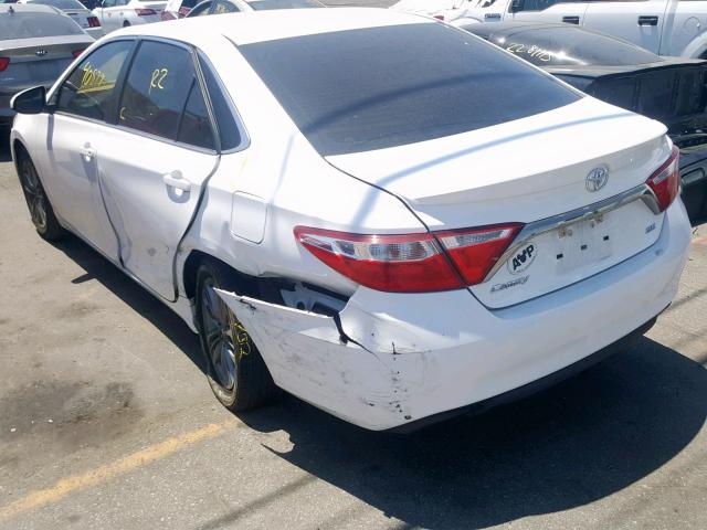 4T1BF1FK2HU279375 - 2017 TOYOTA CAMRY LE WHITE photo 3