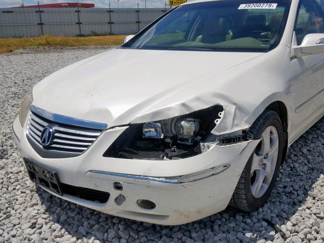 JH4KB16586C009420 - 2006 ACURA RL WHITE photo 9