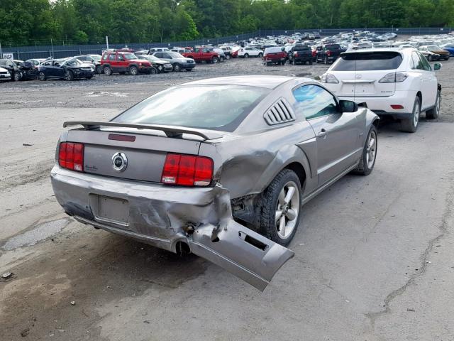 1ZVHT82H785106615 - 2008 FORD MUSTANG GT GRAY photo 4