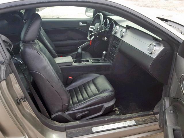 1ZVHT82H785106615 - 2008 FORD MUSTANG GT GRAY photo 5