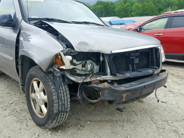 1GKDT13S172169569 - 2007 GMC ENVOY SILVER photo 9