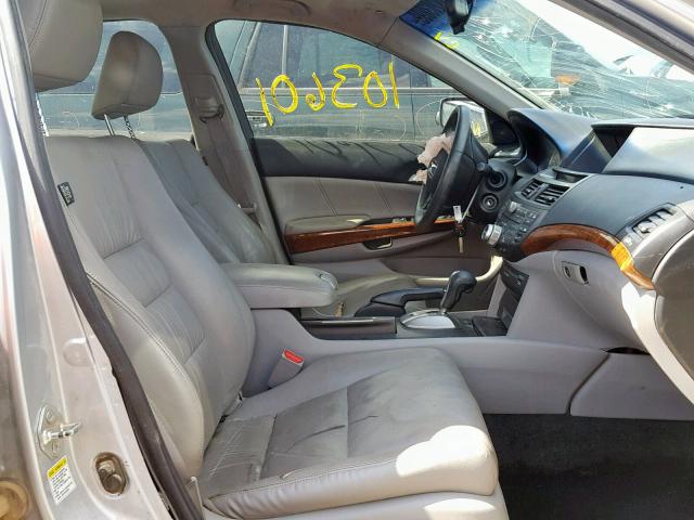 1HGCP3F8XCA025740 - 2012 HONDA ACCORD EXL SILVER photo 5