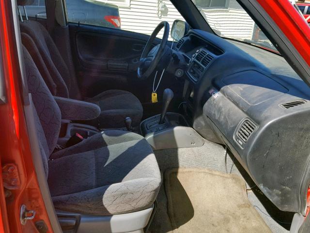 2CNBJ734136925942 - 2003 CHEVROLET TRACKER ZR RED photo 5