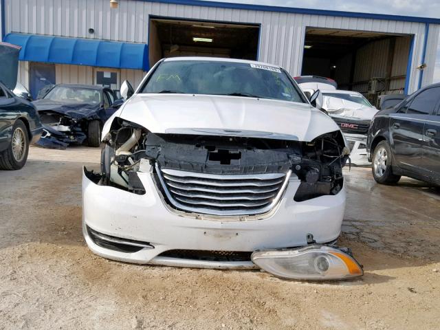 1C3CCBBG4DN678449 - 2013 CHRYSLER 200 TOURIN WHITE photo 9