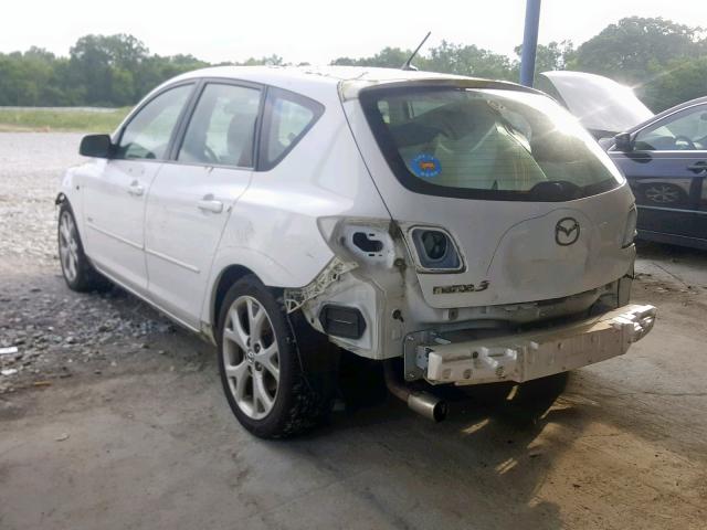 JM1BK343481174605 - 2008 MAZDA 3 HATCHBAC WHITE photo 3