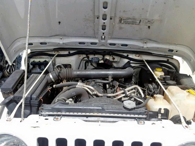 1J4FA59S41P330204 - 2001 JEEP WRANGLER / WHITE photo 7