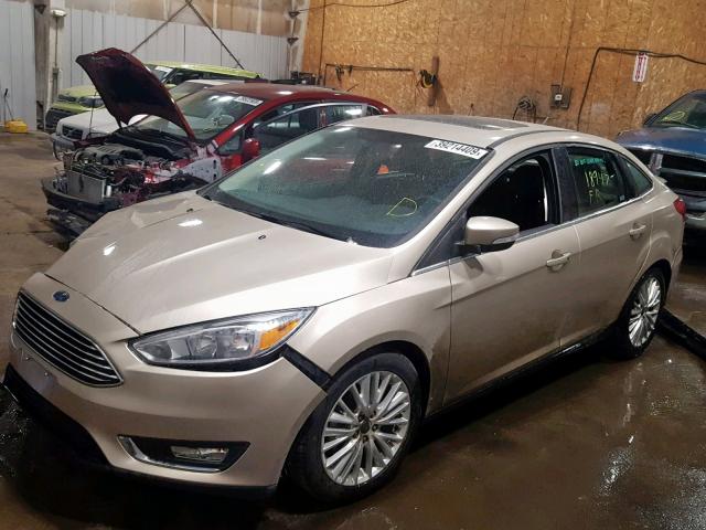 1FADP3J2XJL326487 - 2018 FORD FOCUS TITA BEIGE photo 2