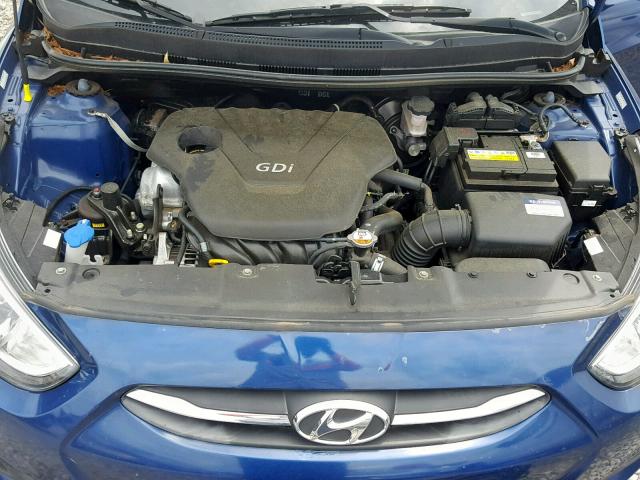 KMHCT4AE0HU173832 - 2017 HYUNDAI ACCENT SE BLUE photo 7