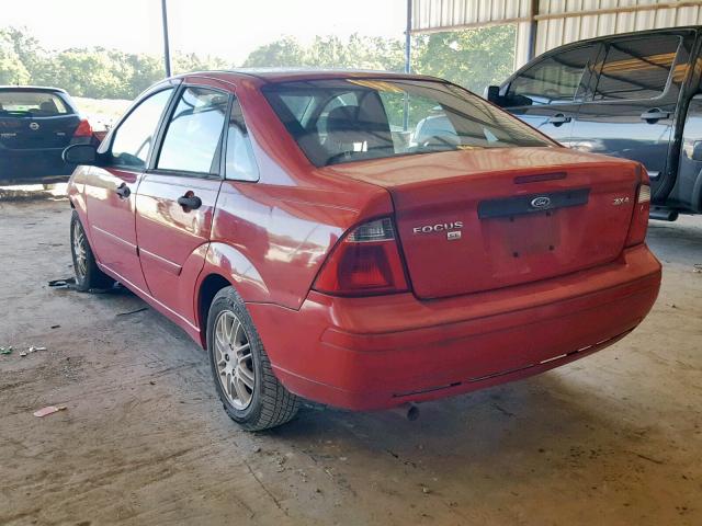 1FAFP34NX6W187949 - 2006 FORD FOCUS ZX4 RED photo 3