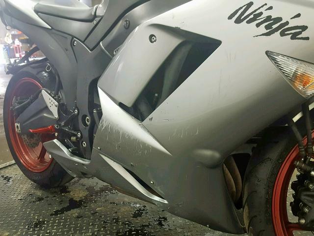 JKAZX4P157A004908 - 2007 KAWASAKI ZX600 P SILVER photo 14