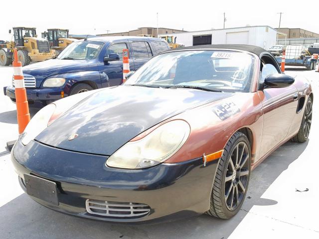 WP0CA2989YU625404 - 2000 PORSCHE BOXSTER TWO TONE photo 2