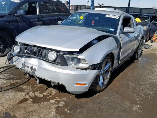 1ZVBP8CHXA5158089 - 2010 FORD MUSTANG GT SILVER photo 2