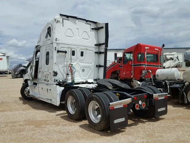 3AKJGLDR7HSHF7848 - 2017 FREIGHTLINER CASCADIA 1 WHITE photo 3