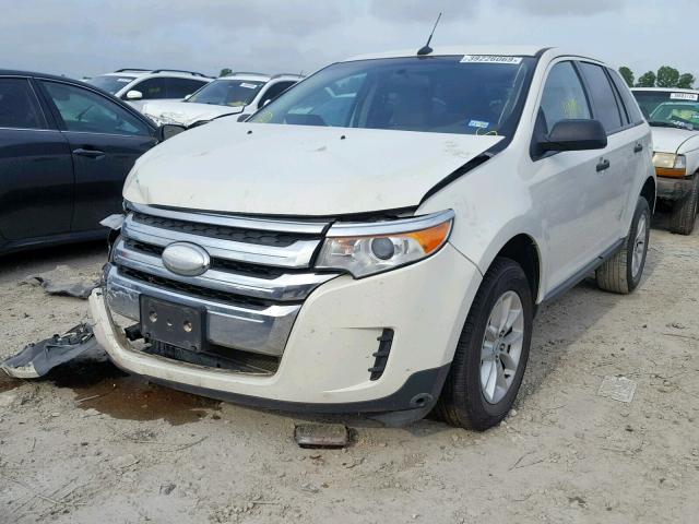 2FMDK3GC4DBC21498 - 2013 FORD EDGE SE WHITE photo 2