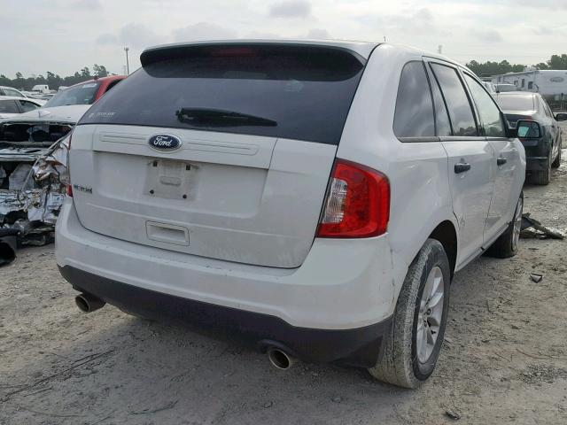 2FMDK3GC4DBC21498 - 2013 FORD EDGE SE WHITE photo 4