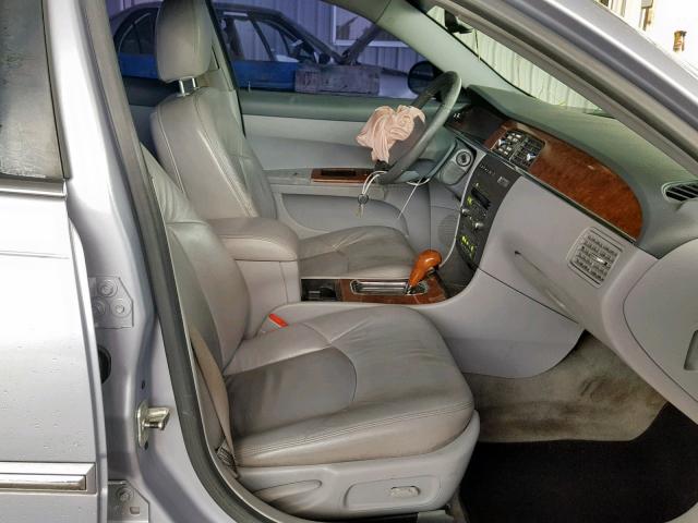 2G4WD532751267068 - 2005 BUICK LACROSSE C BLUE photo 5