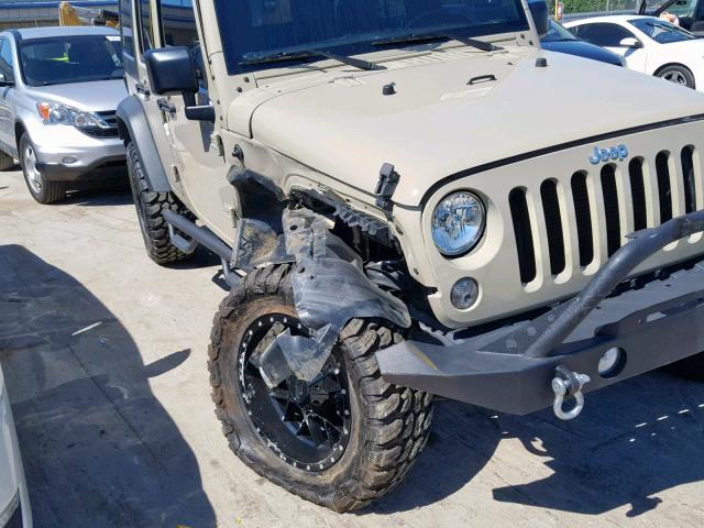 1C4BJWDG4HL646166 - 2017 JEEP WRANGLER U TAN photo 9