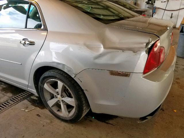 1G1ZC5E02CF124334 - 2012 CHEVROLET MALIBU 1LT SILVER photo 9