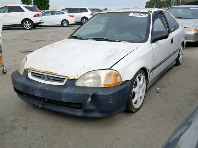 1HGEJ6123WL023917 - 1998 HONDA CIVIC DX WHITE photo 2