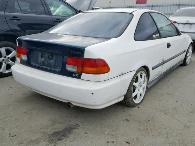 1HGEJ6123WL023917 - 1998 HONDA CIVIC DX WHITE photo 4