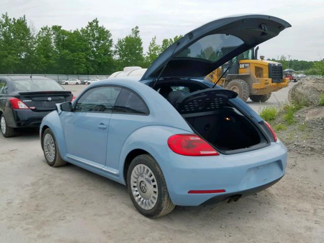 3VWJP7AT6EM621438 - 2014 VOLKSWAGEN BEETLE BLUE photo 3