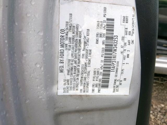 1FAFP31N17W343253 - 2007 FORD FOCUS ZX3 SILVER photo 10