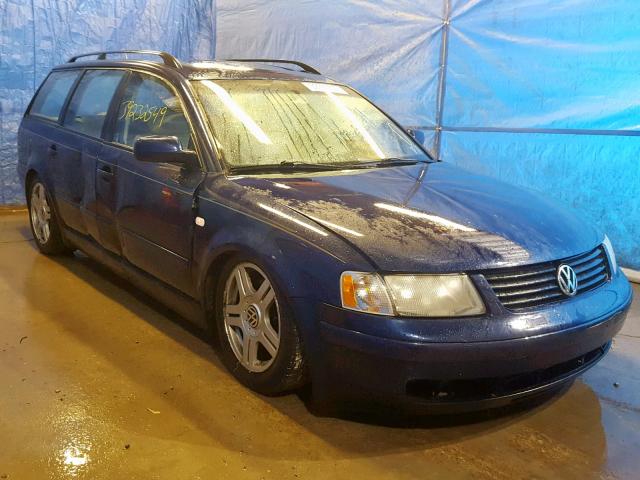 WVWWH23B0YE329324 - 2000 VOLKSWAGEN PASSAT GLX BLUE photo 1