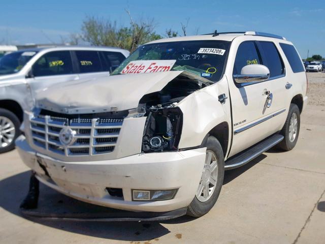 1GYUKAEF0AR112237 - 2010 CADILLAC ESCALADE WHITE photo 2