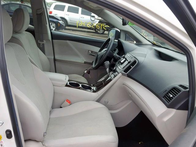 4T3BA3BB5AU018982 - 2010 TOYOTA VENZA WHITE photo 5